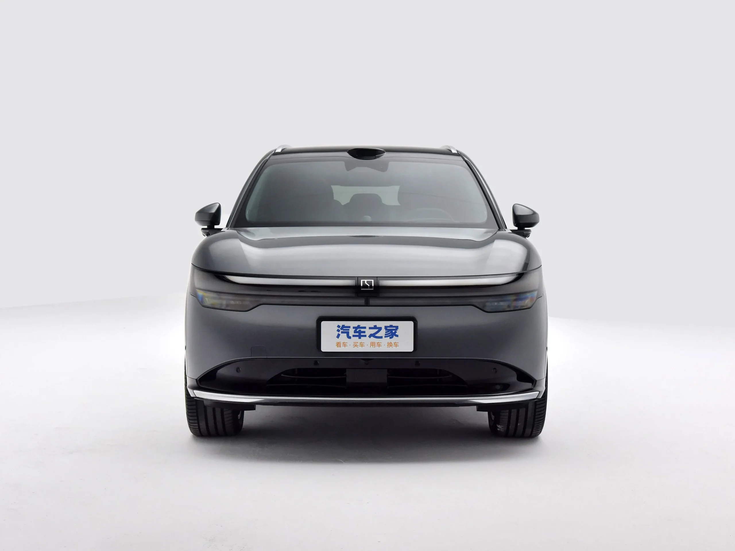 imgi_109_2025-Geely-Zeekr-7X-Official-4WD-2025-New-Model-Pure-Electric Zeekr 7X Electric Car Auto SUV Fast Charging New Energy Car – Wholesale Price From China | EVOVED - Image 1