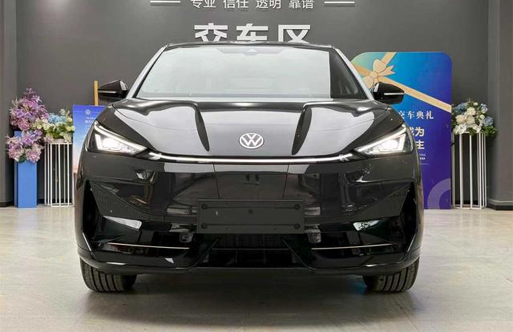 imgi_2_vw 4 Volkswagen ID. UNYX 2026 Pure – In Stock in China | EVOVED - Image 1