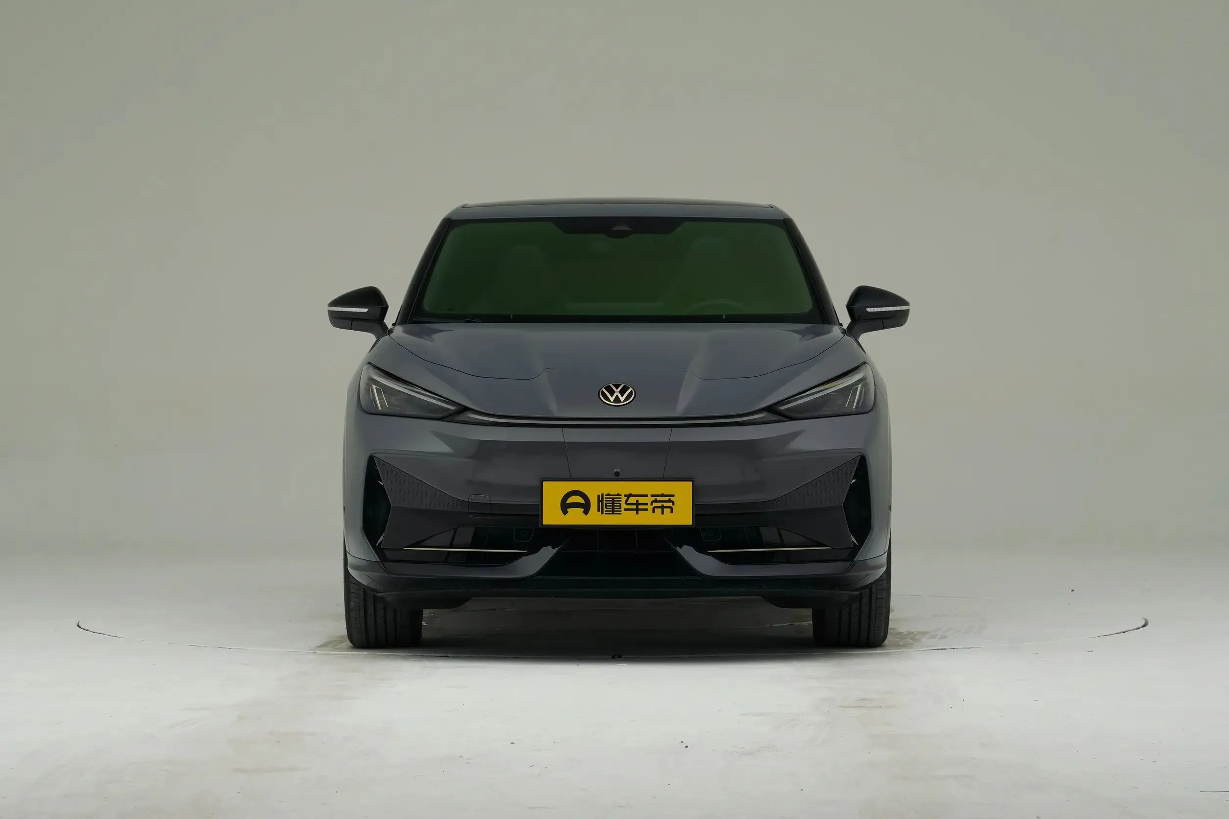 imgi_90_Volkswagen-ID-Unyx-Max-Edition-4WD-EV-Second-Hand-Pure-Electric-Car 2026 Volkswagen ID. Unyx High Performance Car – Wholesale Price From China | EVOVED - Image 1