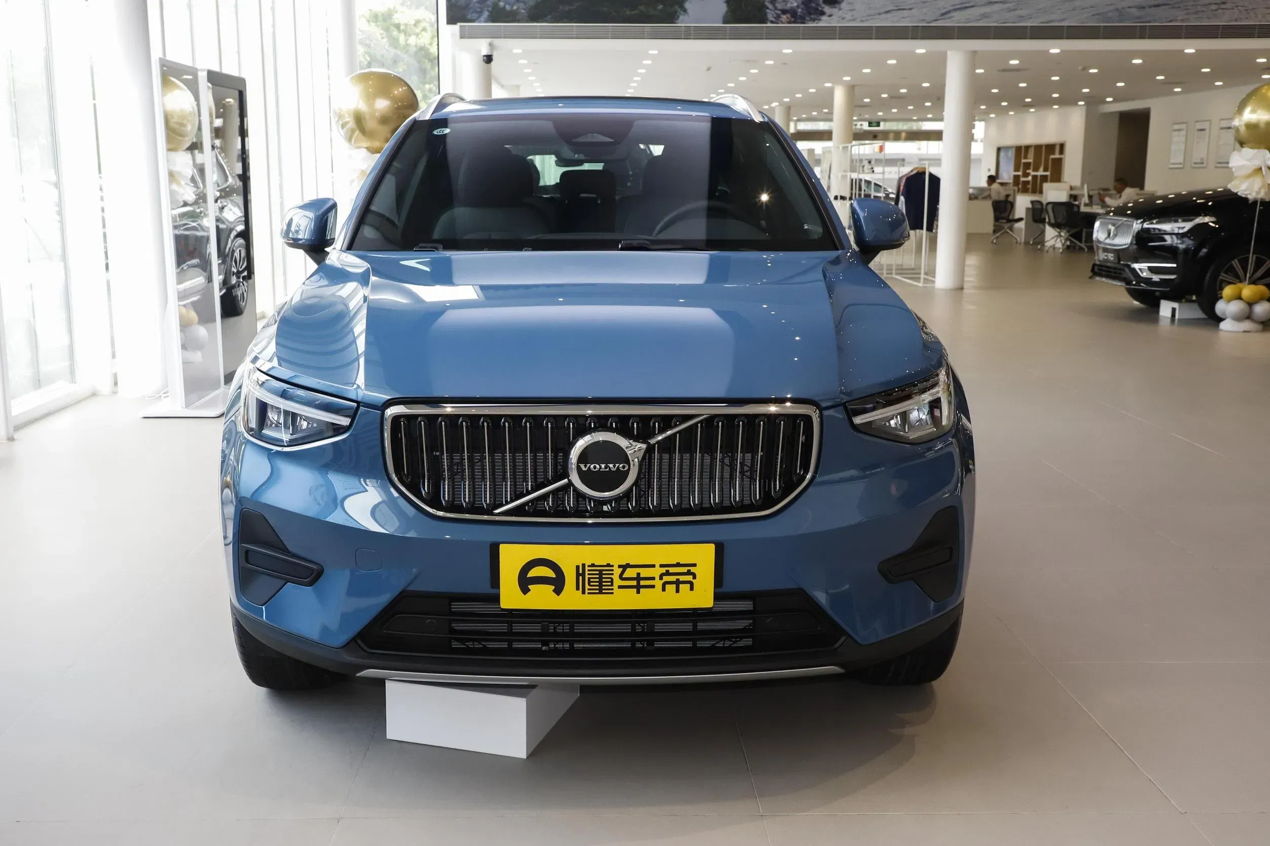 imgi_86_China-Factory-Volvo-Xc40-5-Doors-5-Seats-New-Used-Electric-Car Volvo XC40 – For Sale From China | Chinese Cars in Ghana - Image 1